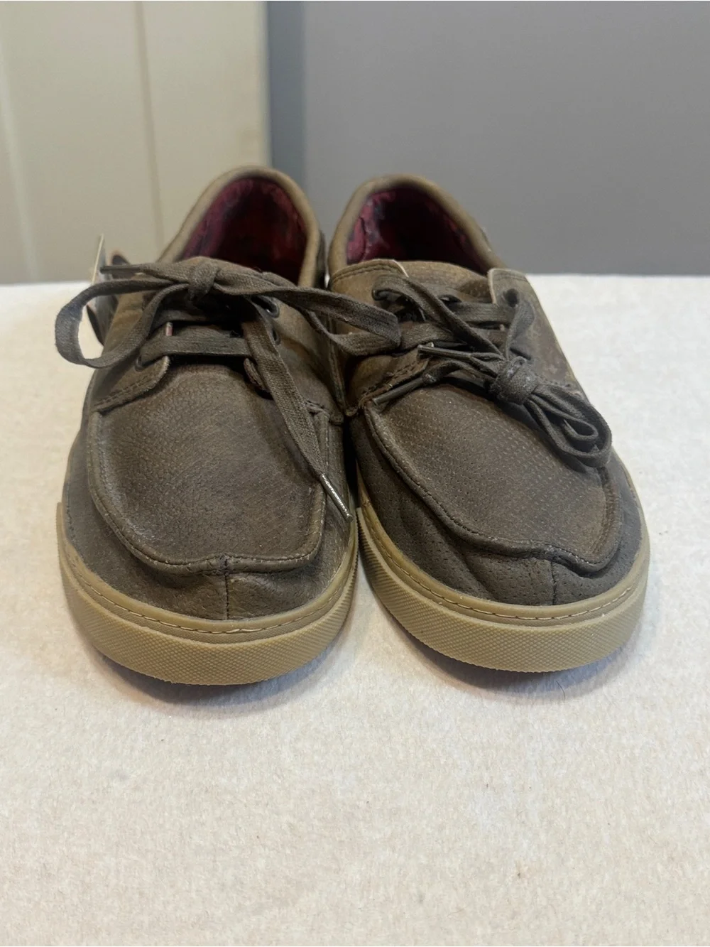 Sanuk Men’s Olive Brown Leather Boat Shoes Sz 10